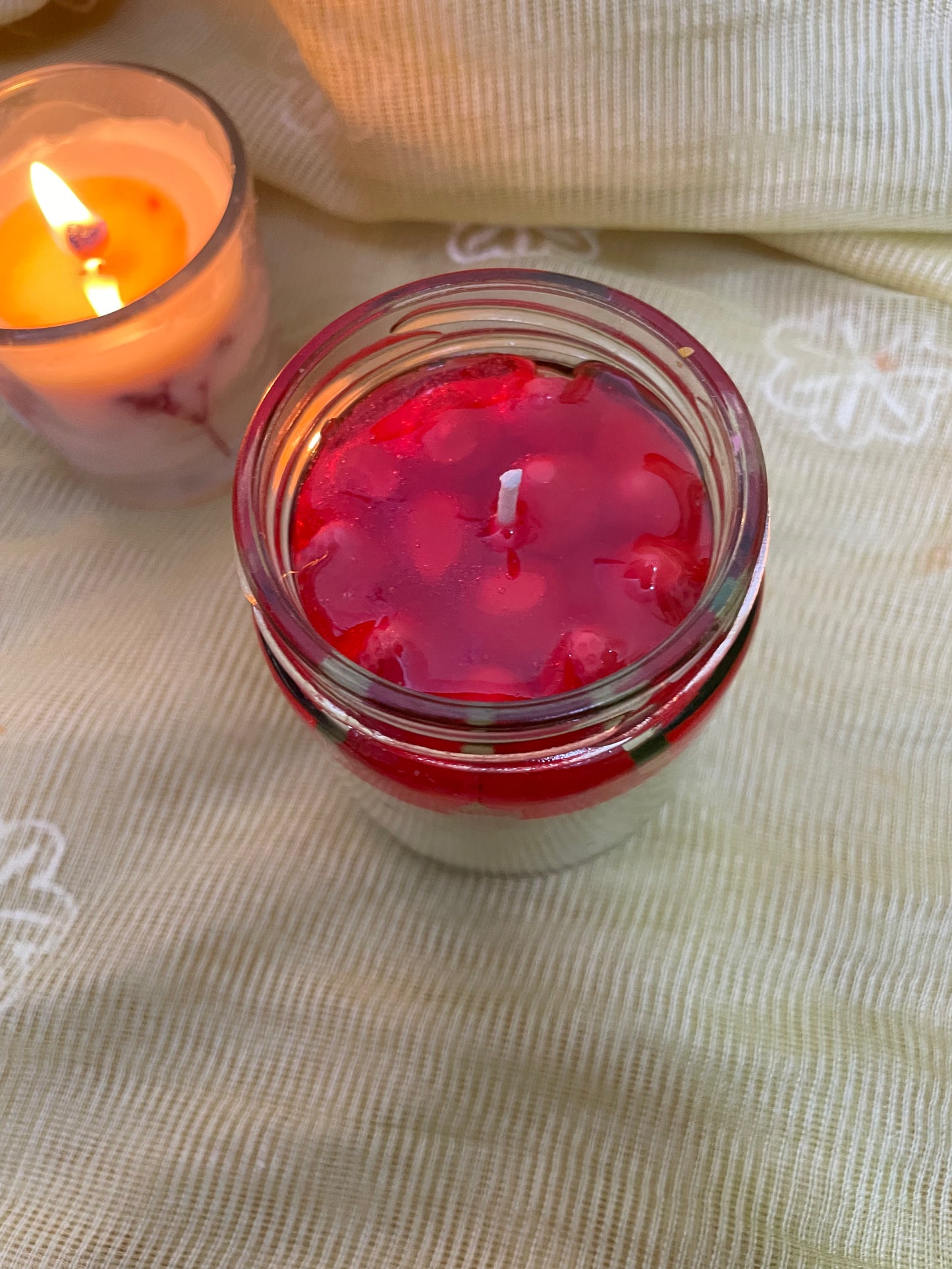 Strawberry cheescake candle