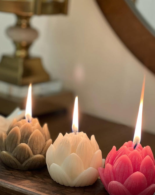 🌸 Lotus  Candle